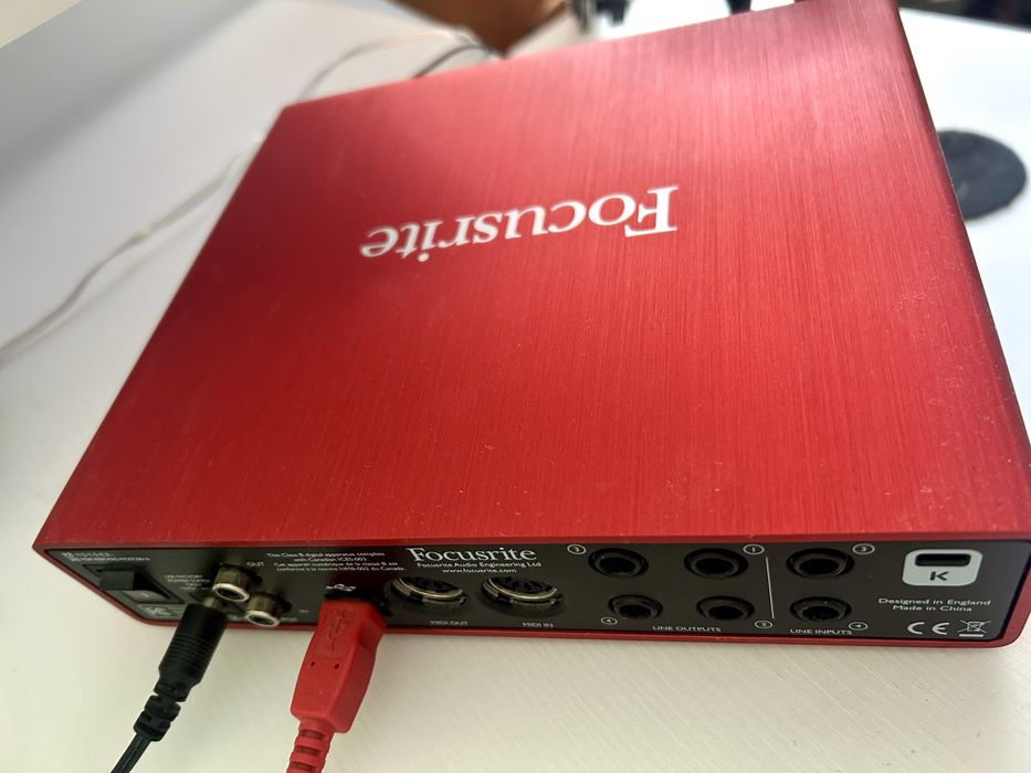 Focusrite Scarlett 6i6 2nd genetation 6 in/6 out