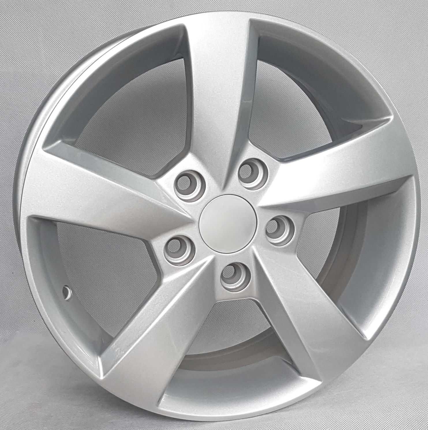 Alufelgi 15 VW Golf 6 7 5 Skoda Octavia 3 2 Seat Leon 3 2 VW Touran 2