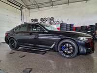 Carro BMW 520 preto
