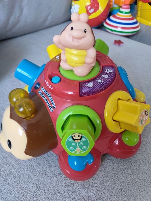 Biedronka vtech v-tech interakywny sorter