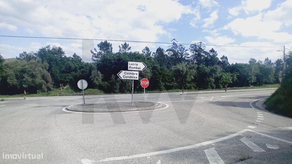 Terreno Rústico com Potencial de Construção – Venda Nova, Zona Cent