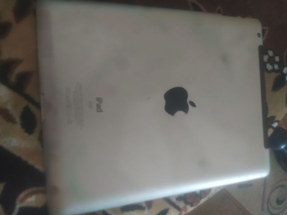 Продам срочно Айпад