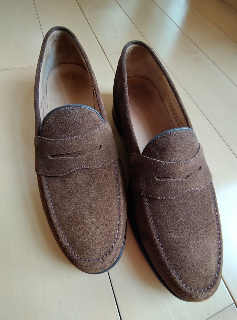 Loake 44. Bally 44. Santoni 43. Shebago 44