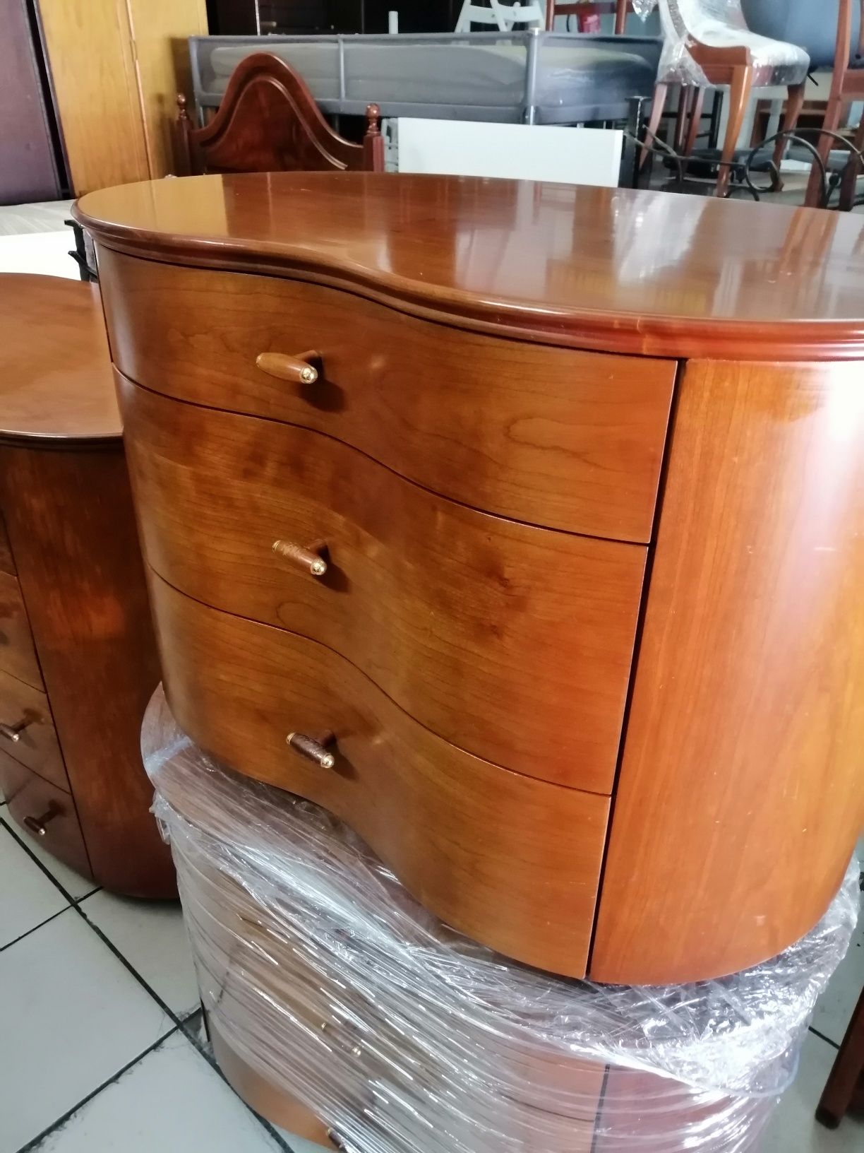 Cômoda e Mesas cabeceiras