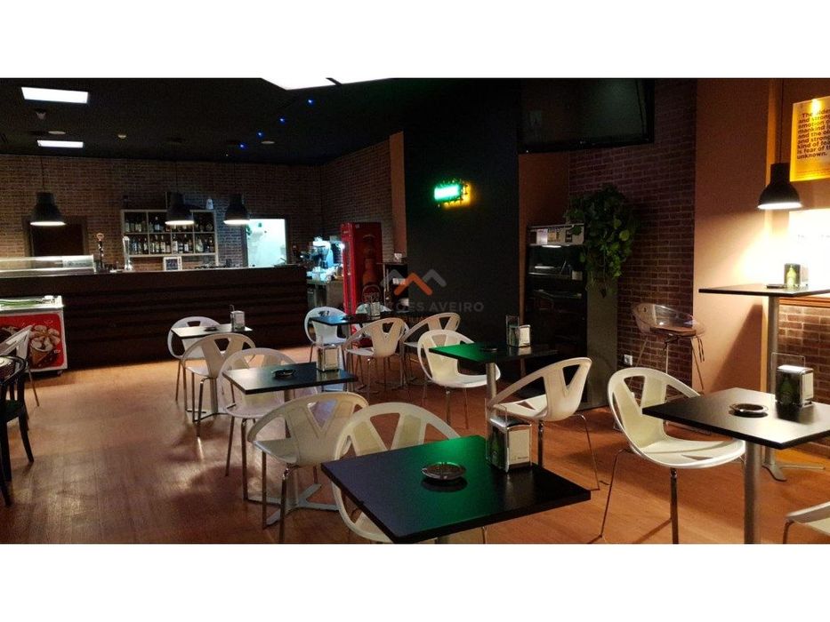 Trespasse Bar/Café nas Glicínias!!