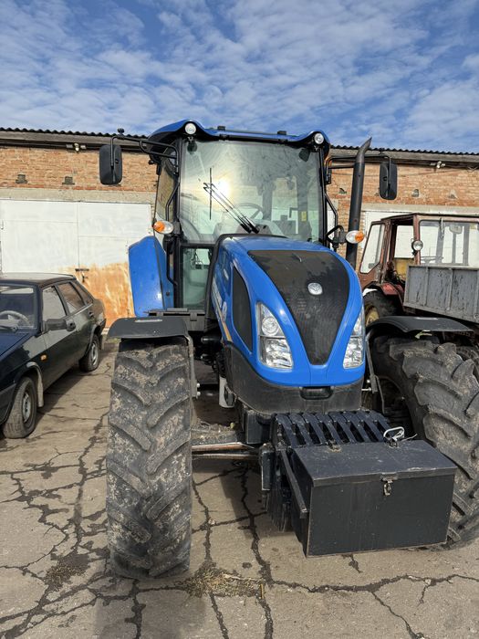 Продам трактор нью холланд