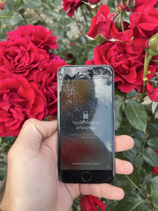 Продам iPhone 6s 32gb Space Gray.