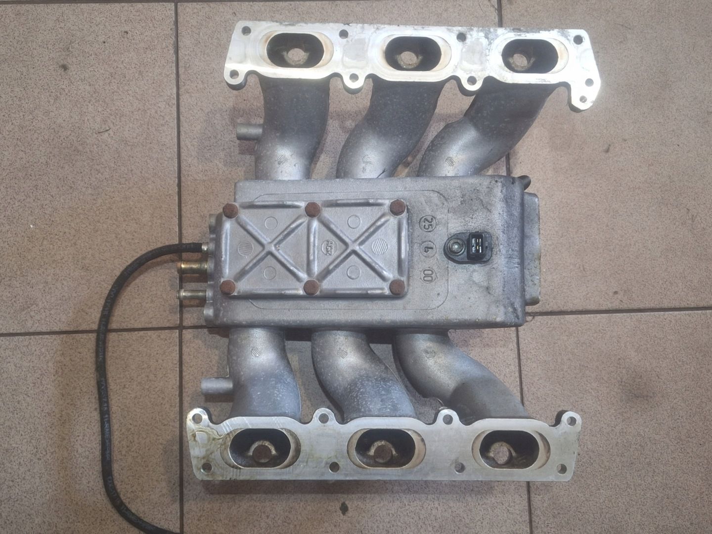 Kolektor ssący Audi A4 S4 A6 C5 2.7 BT BI Turbo