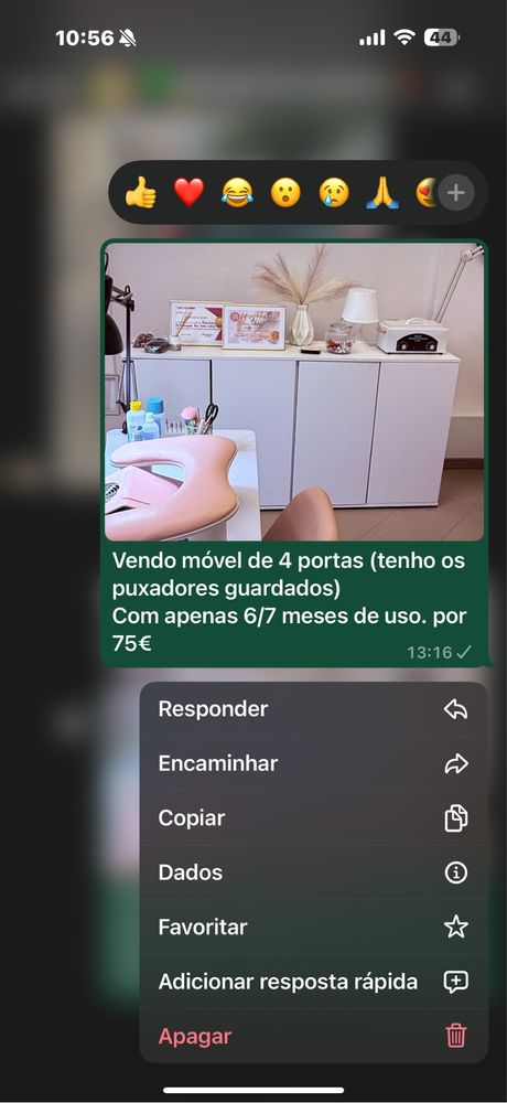 Movél de 4 portas aparador