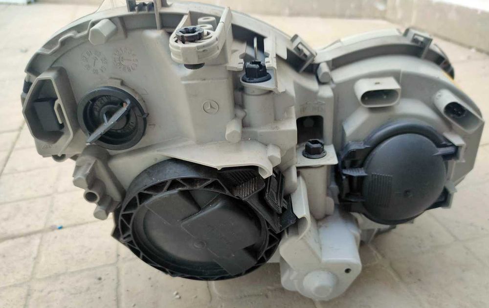 Farol Xenon ORIGINAL Mercedes Class C W203 [2000 a 2007]