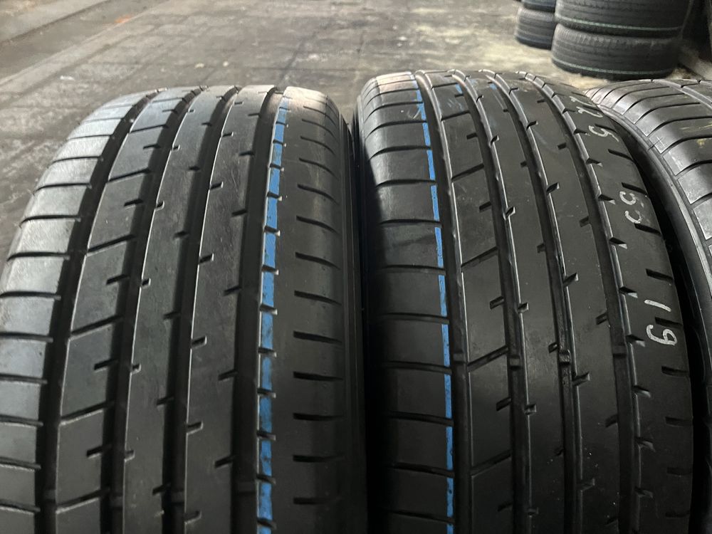 Продам гуму 225 55 19 toyo