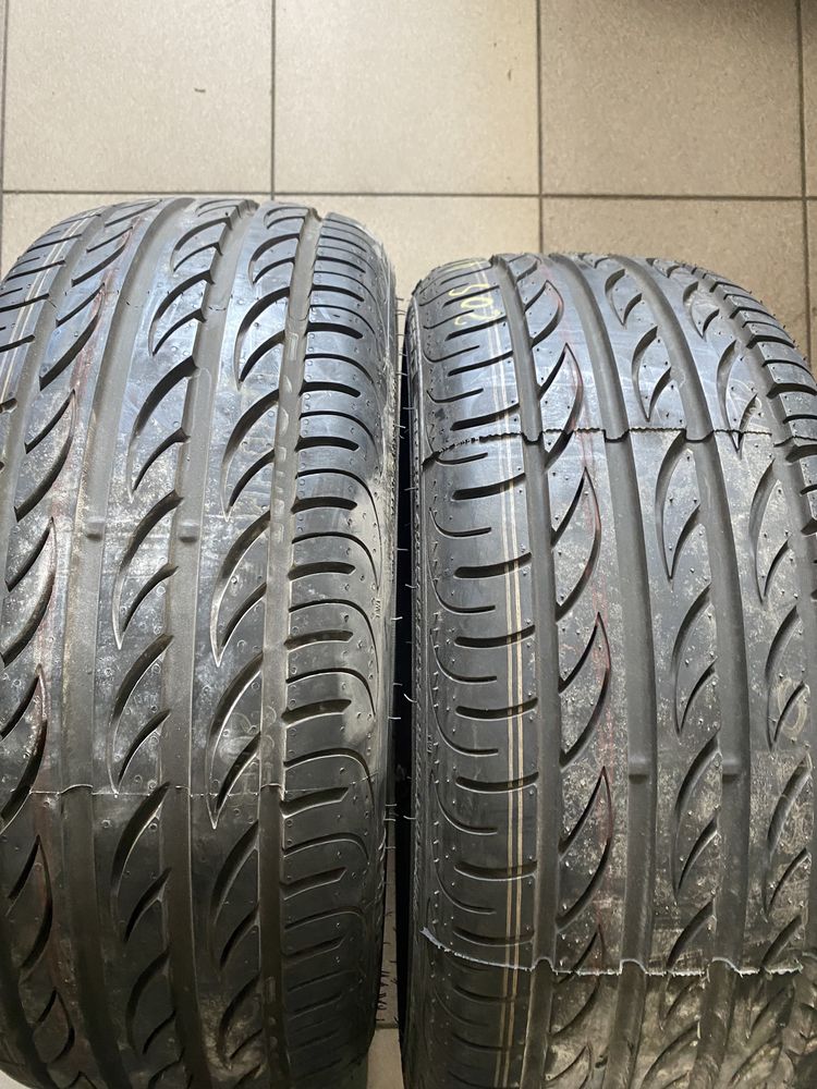 205/40 ZR17  Pirelli P Zero nero