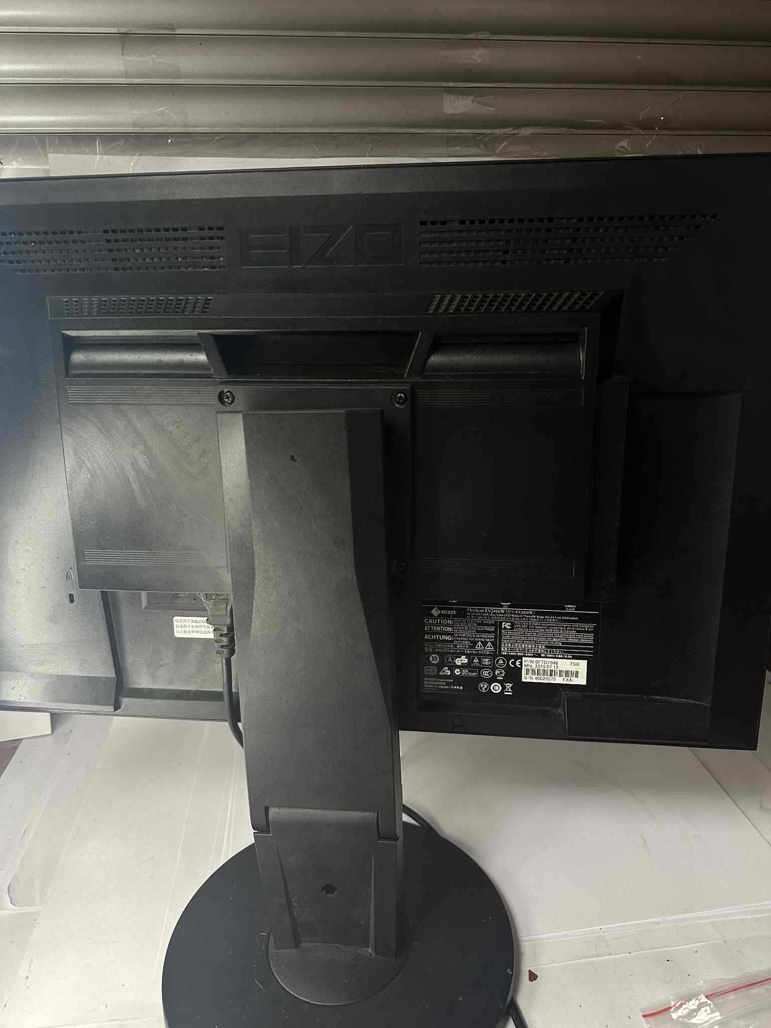 Monitor EIZO EV2416W (721/25) tyl