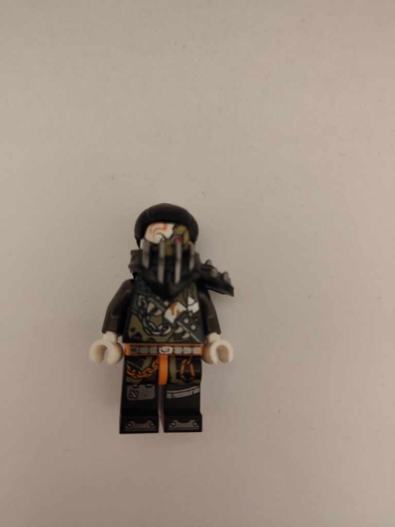 Minifigurka LEGO ninjago Heavy Metal (Faith)