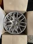 Диски Disla r18 5х114,3