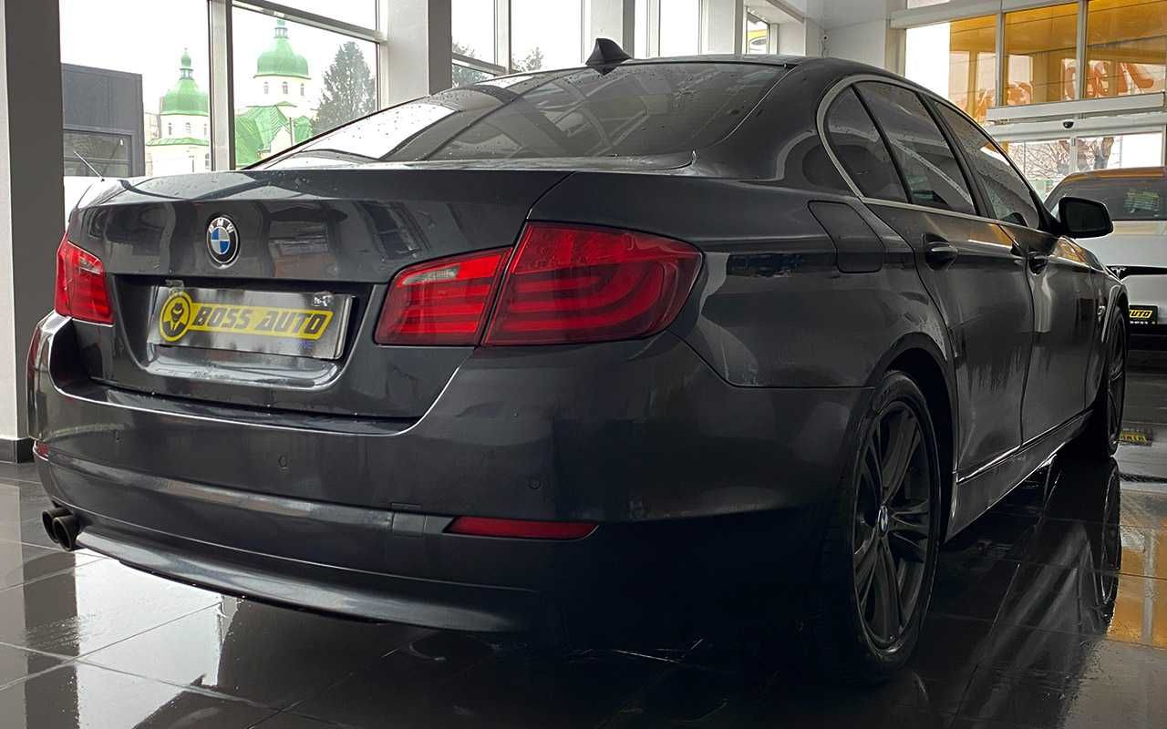 BMW 528 2010 року