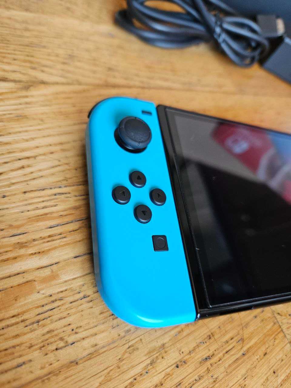 Nintendo Switch – Modelo OLED (azul neón/vermelho neón)