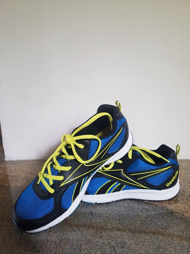 Buty Reebok rozmiar 37 i 38.