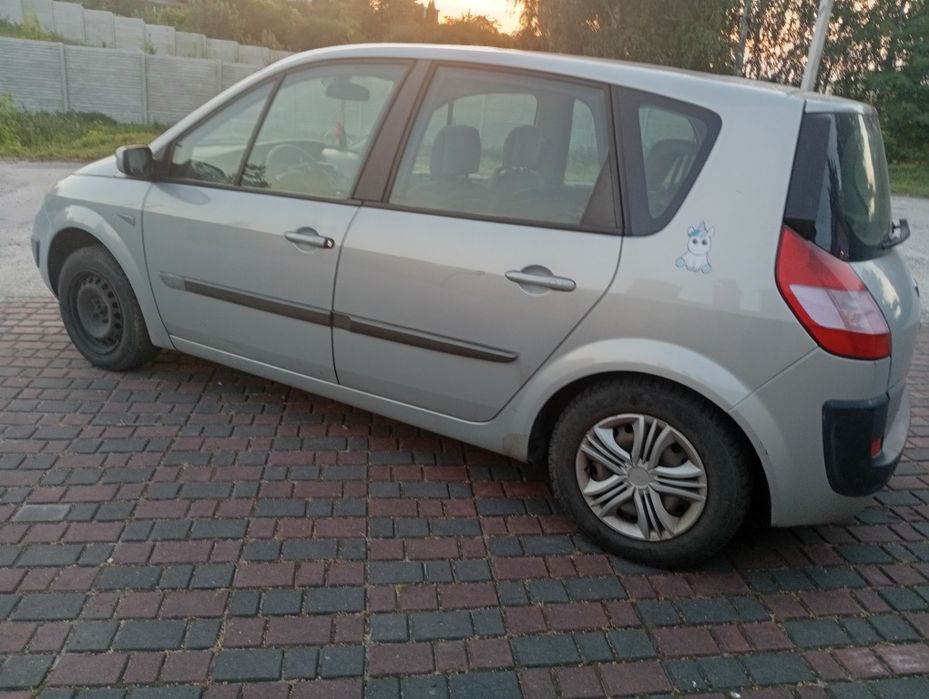 Рено Меган сценік 2 2004р 1.6 бензин свіжо пригнаний не розмитнений