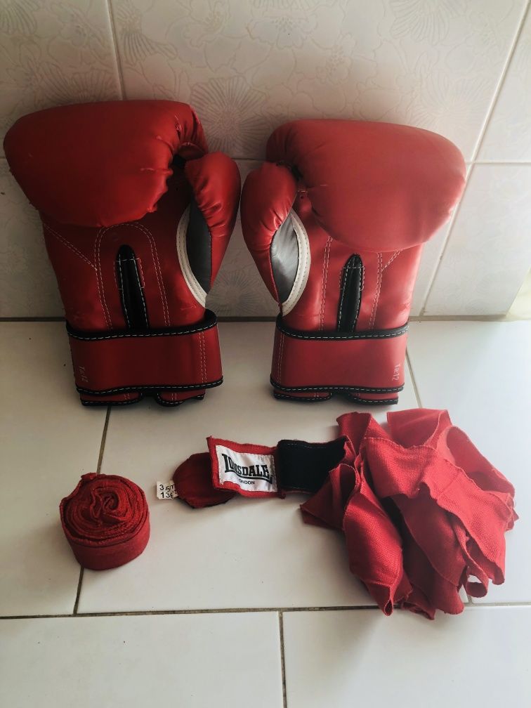 Luvas de boxe Everlast + ligaduras Lonsdale