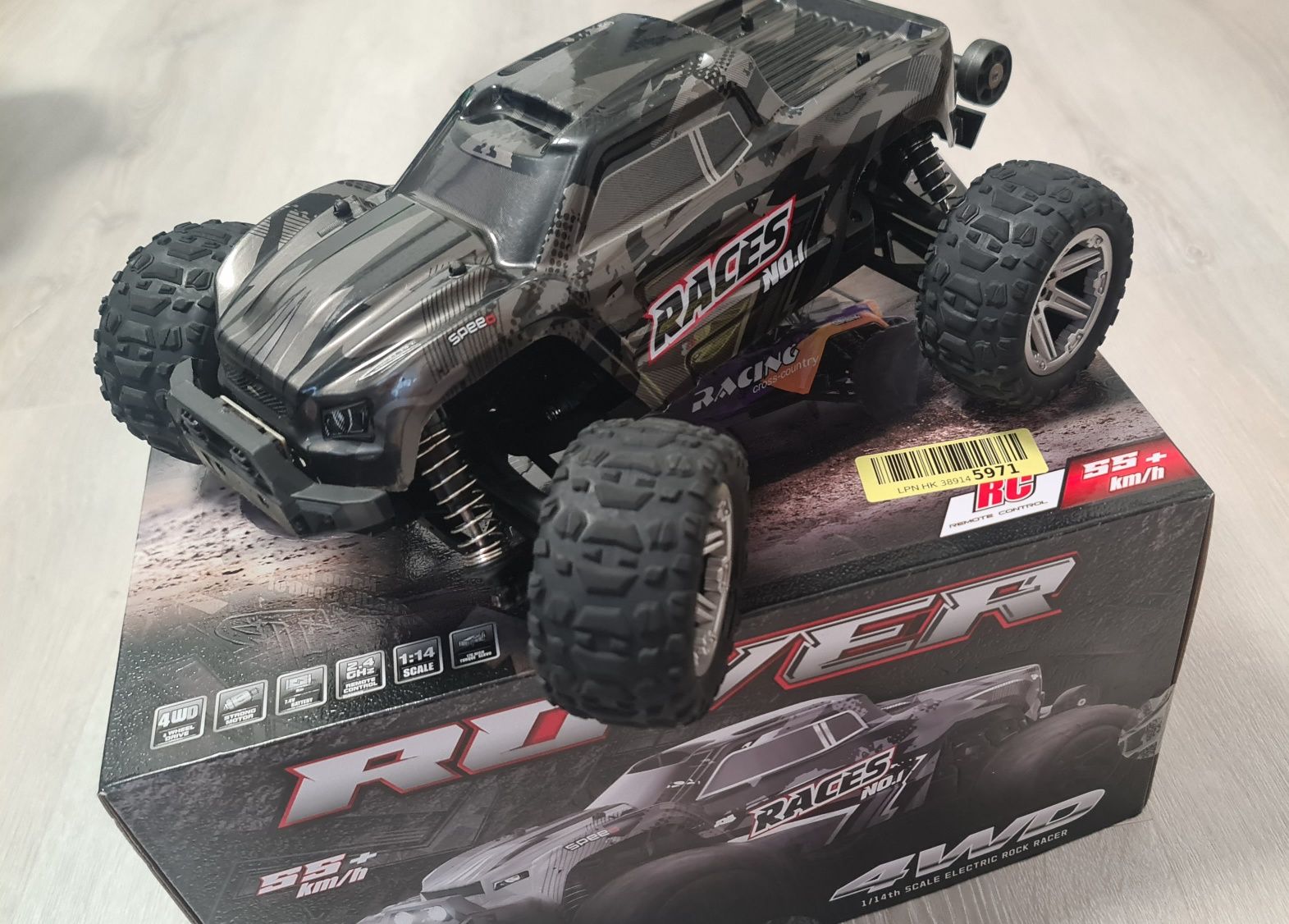 Машинка на пульту керуванні 14+ Dexinco 8610 1:14 4WD 4x4 55+ km/h