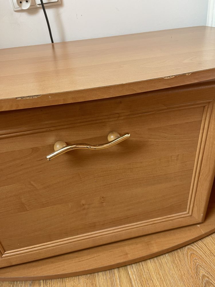 Niska szafka komoda szeroka pod telewizor tv