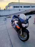 Suzuki GSXF 750 ..