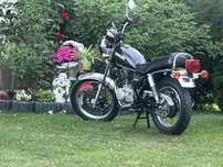 Suzuki GNX 250 E