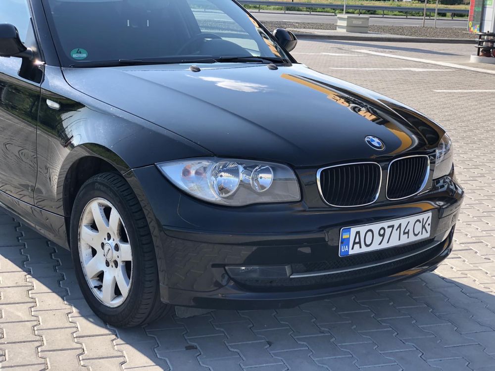 Продам BMW 1 series