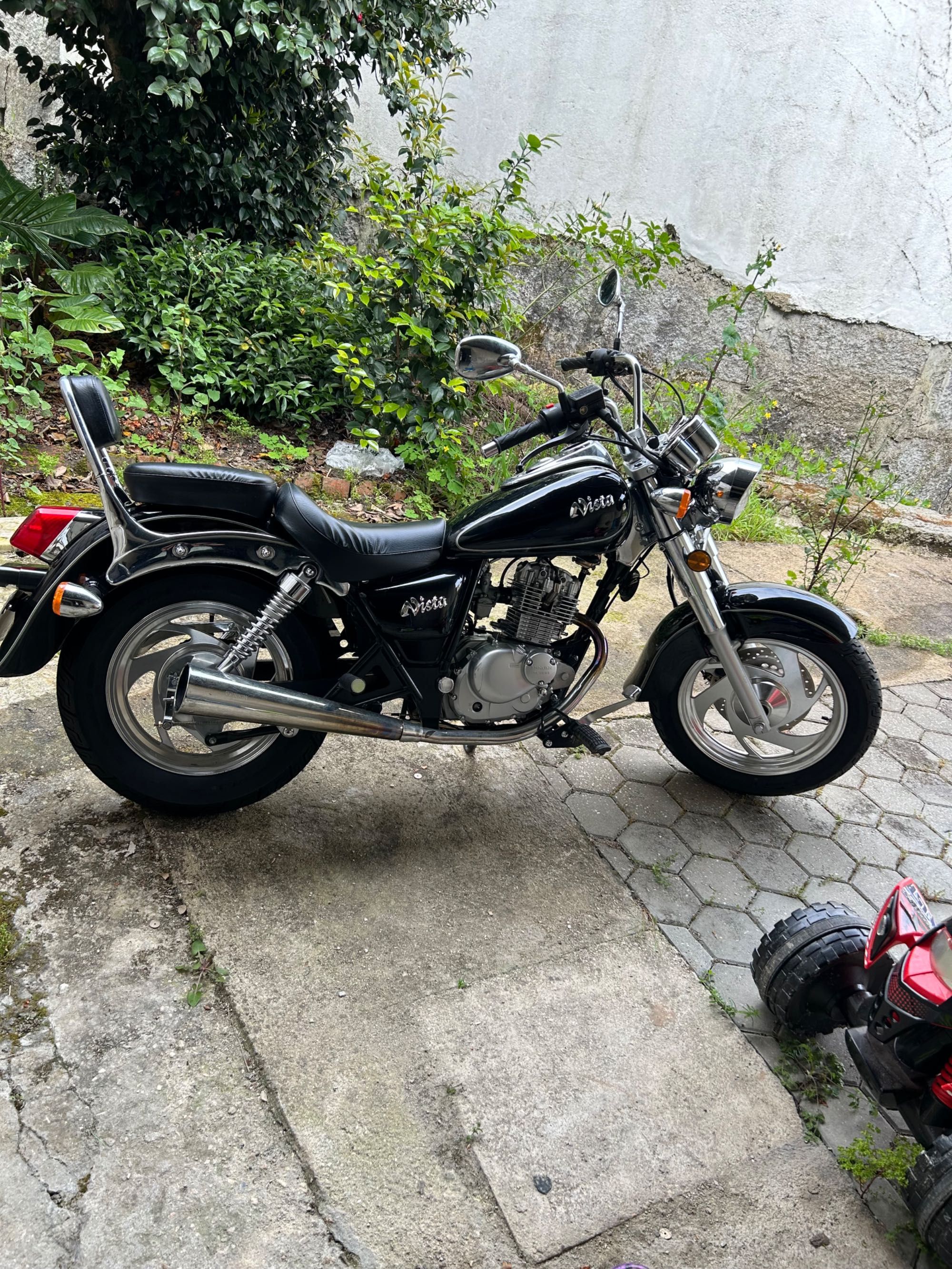 Mota 125 como nova