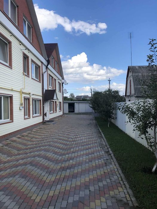 2-КІМНАТНА квартира З автономним ОПАЛЕННЯМ +ГАРАЖ  у новому будинку