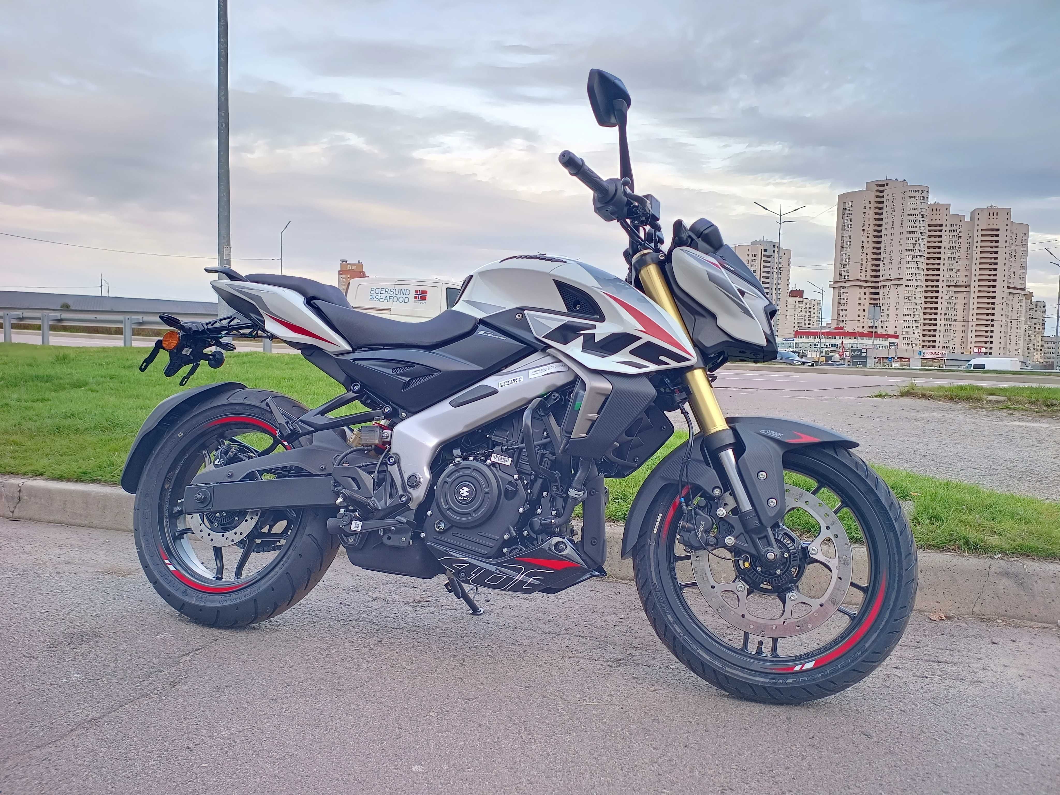 Bajaj Pulsar NS 400,  НОВИНКА від відомого Індійського виробника.