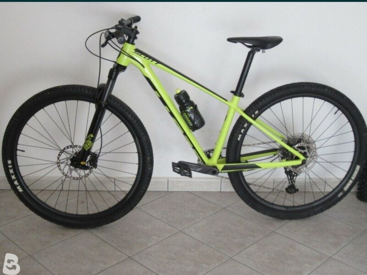 Bicicleta btt scott 980 scale