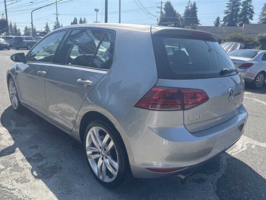 Volkswagen Golf      2015