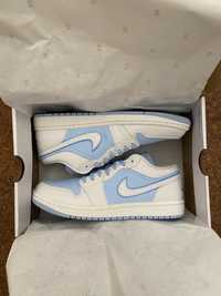 Jordan 1 Low SE Reverse Ice Blue (W)