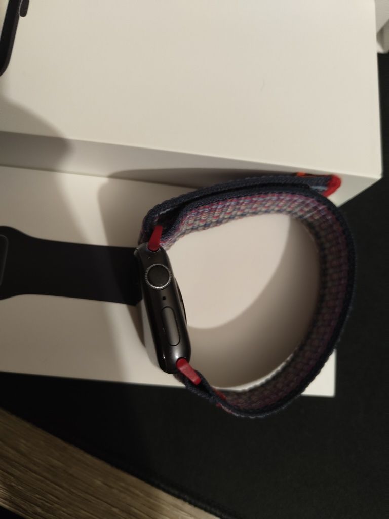 Годинник apple watch series 4