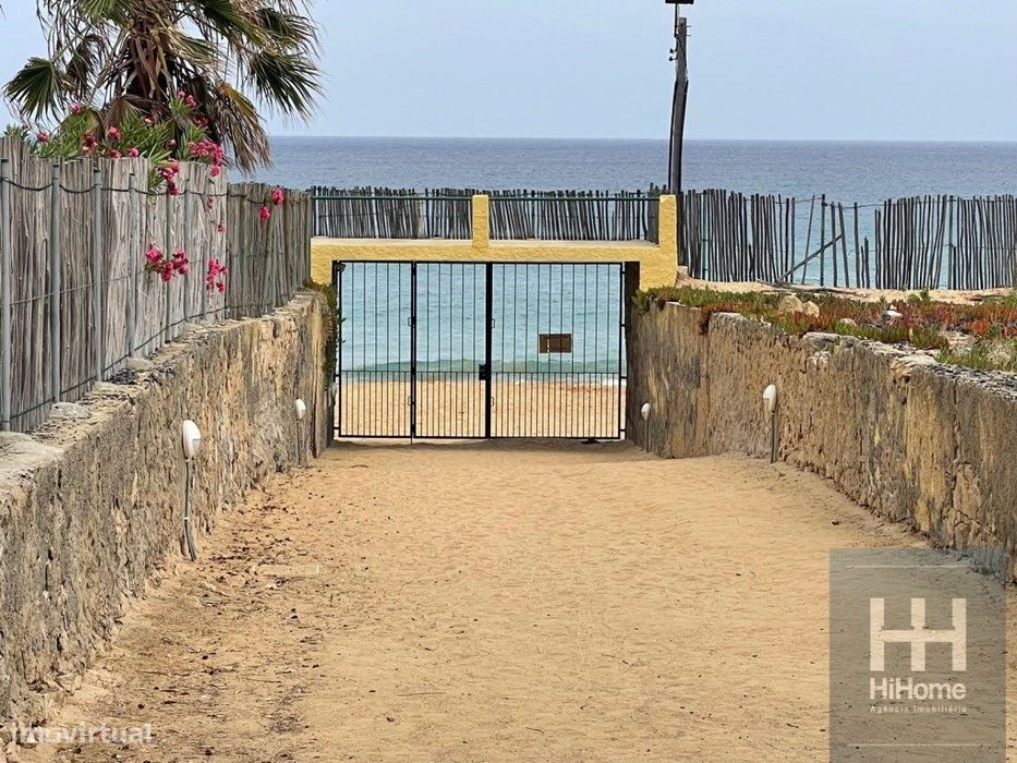 Moradia Geminada T2 na Quinta do Ribeiro Salgado