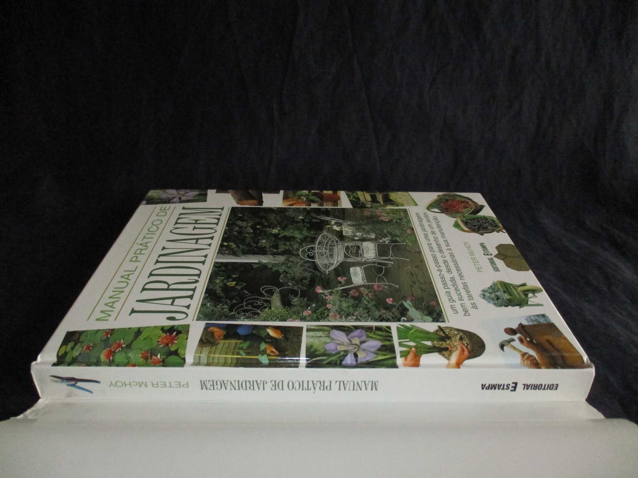 Livro Manual Prático de Jardinagem Peter McHoy