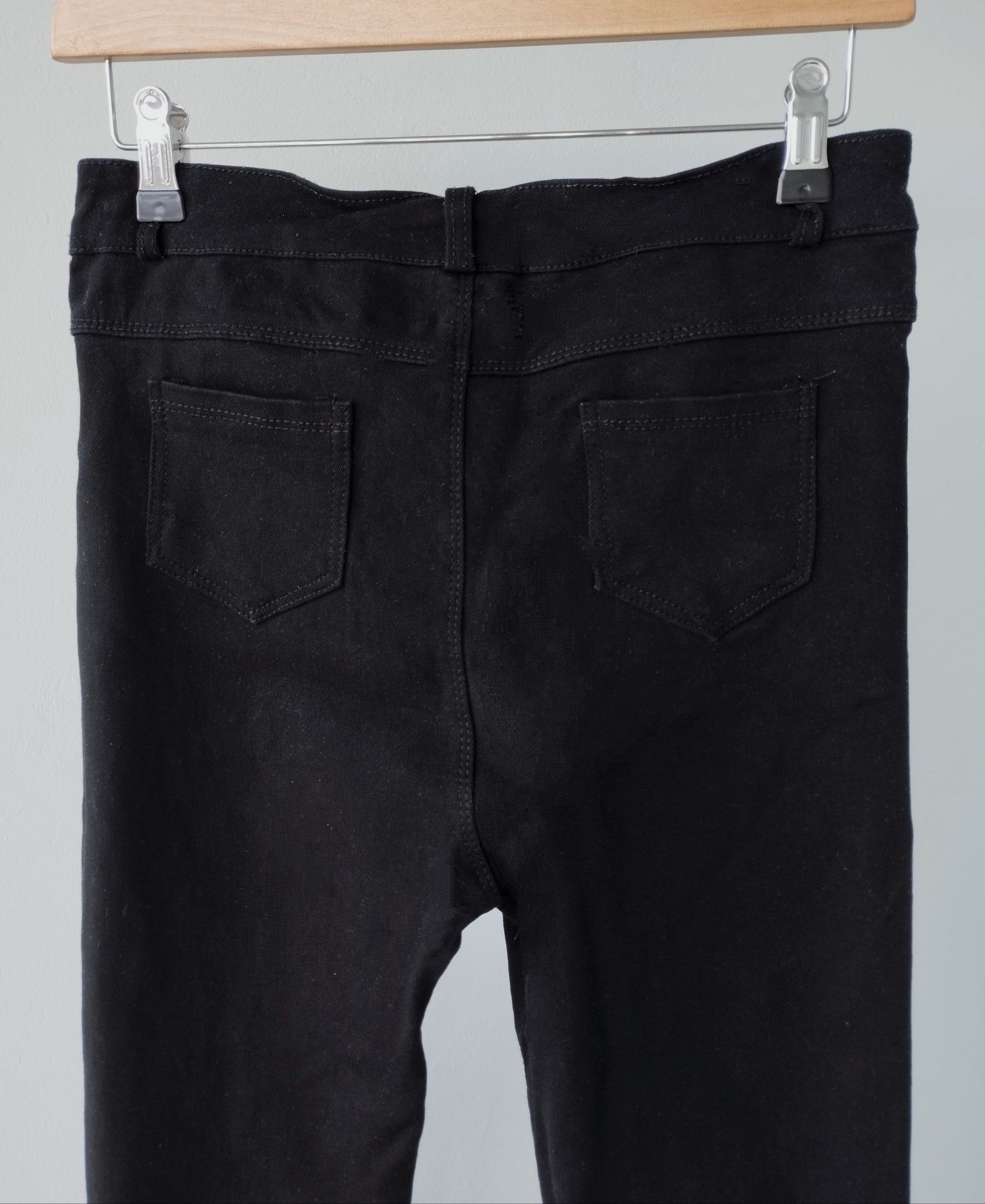 Чорні жіночі джинси Slim 28-29 р.