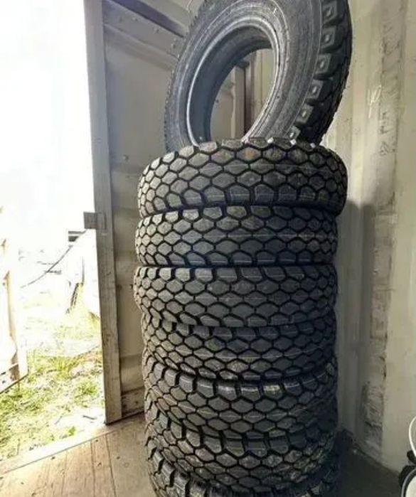 Шини кама 9.00 р 20