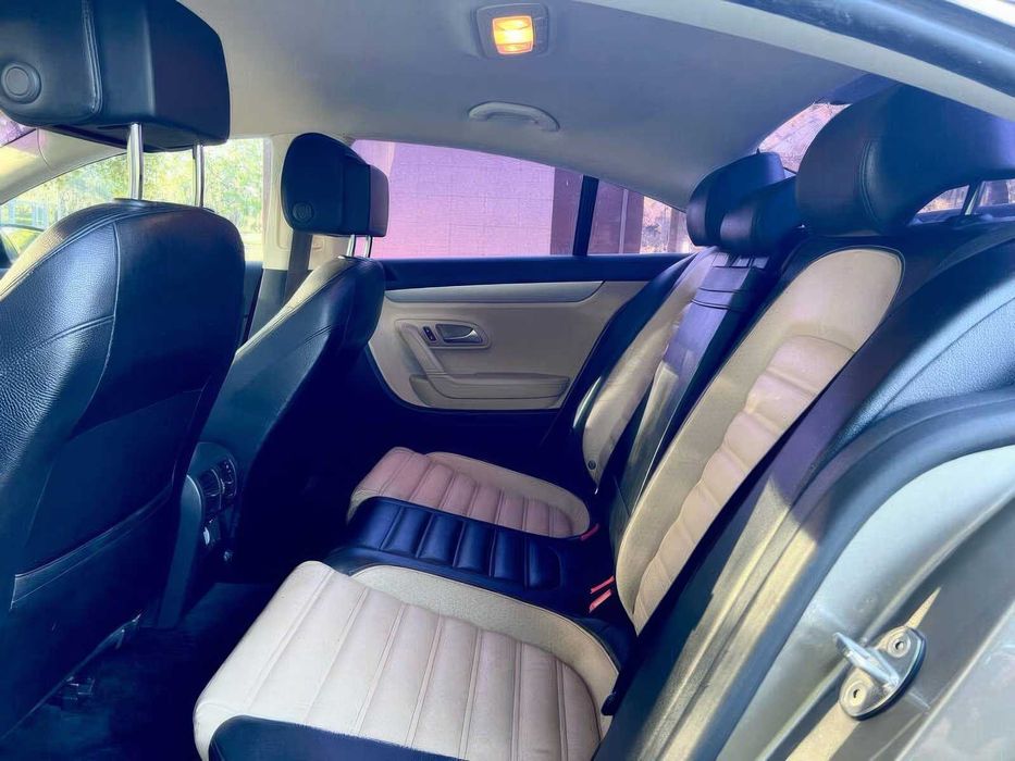 Volkswagen CC      2013