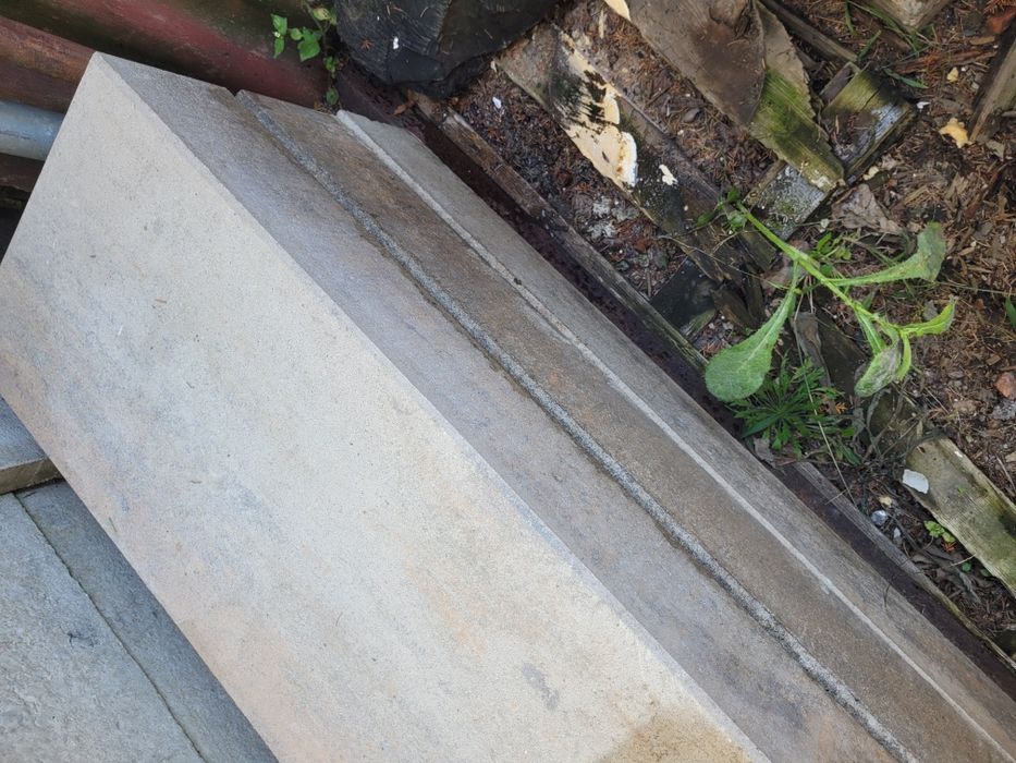 Sprzedam3 stopnie tarasowe