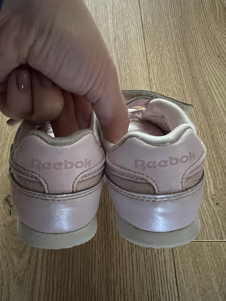 Buty sportowe Reebok jasny róż rozmiar 24