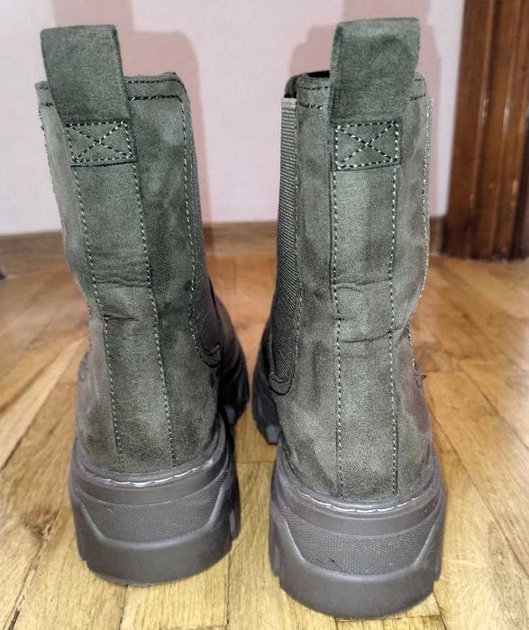 Чоботи H&M,  розмір 39