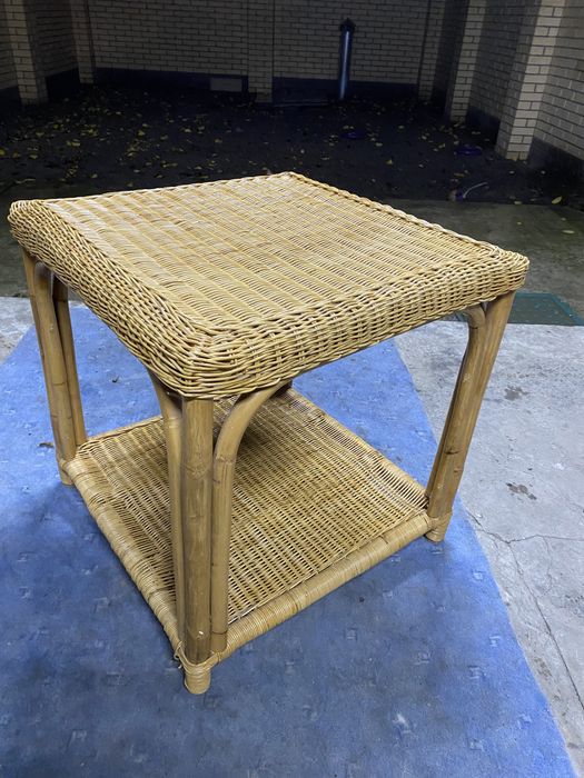 Столи два штуки