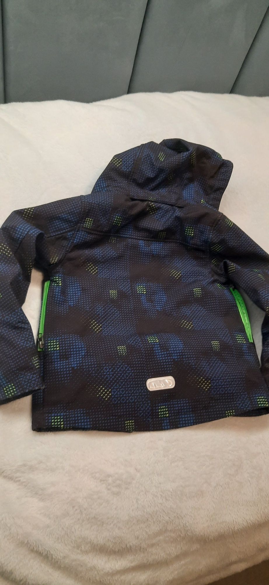 Kurtka wiosenna softshell INOC  rozm. 122
