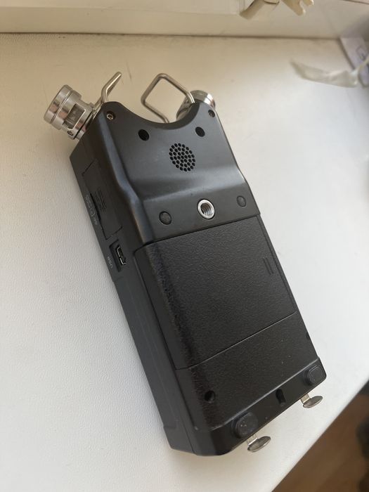Рекордер/Диктофон Tascam dr 40