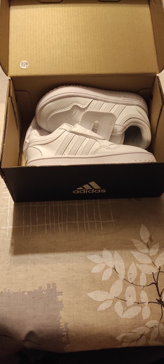 Sapatilhas Adidas de menina