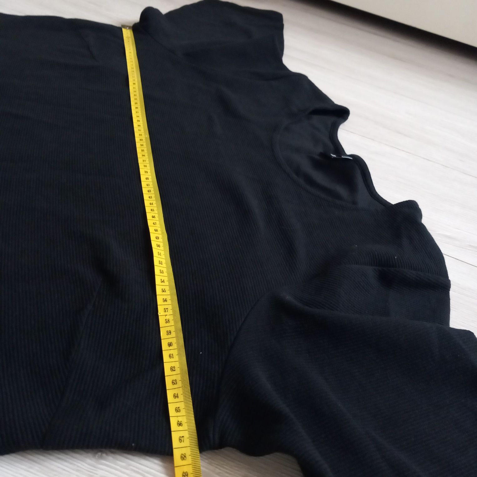 Czarna sukienka odcinana z dłuższym rękawem Zizzi plus size 5XL