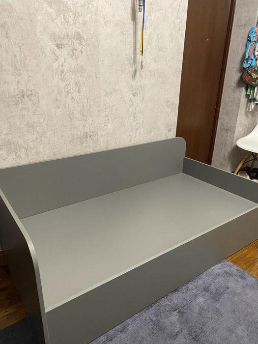 Ліжко дитяче.Стан нового.